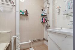 Blk 226 Jurong East Street 21 (Jurong East), HDB 5 Rooms #521149451